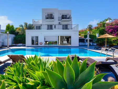 Charmante Diamond Villa in der Nähe von Gennadi Strand - Photo 25
