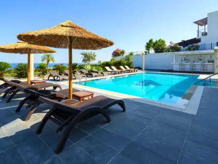 Charmante Diamond Villa in der Nähe von Gennadi Strand - Photo 27