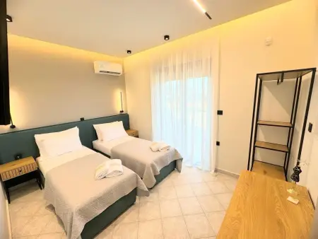 Grand Aqua Luxus-Villa von Mintzi, Maison 8 personnes à Gennadi - Photo 17