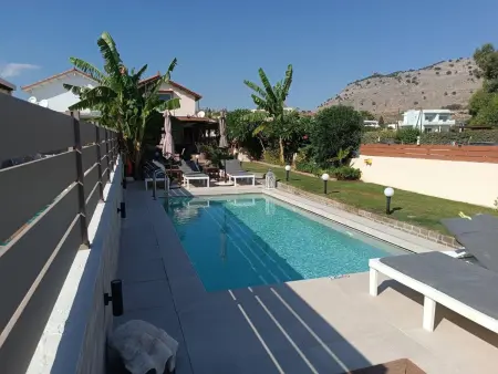 Villa Fay mit privatem Parkplatz in Lardos, Maison 10 personnes à Gennadi - Photo 4