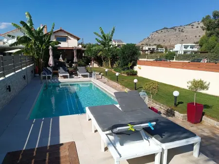 Villa Fay mit privatem Parkplatz in Lardos, Maison 10 personnes à Gennadi - Photo 7