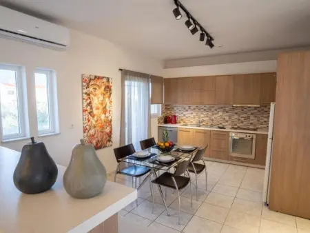 Haus in Agii Theodori mit privatem Pool und Panoramablick - Photo 5
