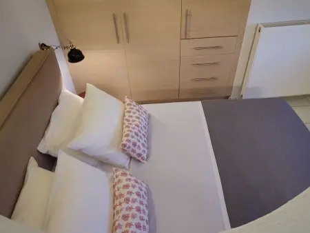 Haus in Agii Theodori mit privatem Pool und Panoramablick - Photo 11