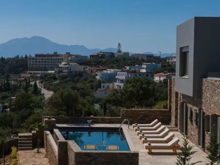 Haus in Agios Nikolaos mit außergewöhnlicher Aussicht - Photo 3