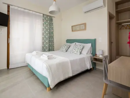 Haus in Agia Marina mit Außenpool, Maison 9 personnes à Agia Marina - Photo 20