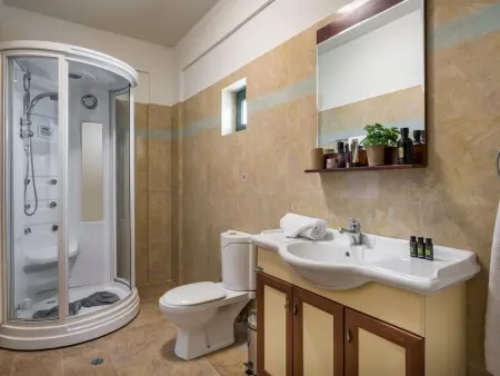 Luxuriöse Villa in Strandnähe mit Blick auf den privaten Pool - Photo 42