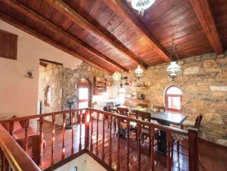 in Mavrikiano mit privatem Pool, Maison 6 personnes à Plaka - Photo 26