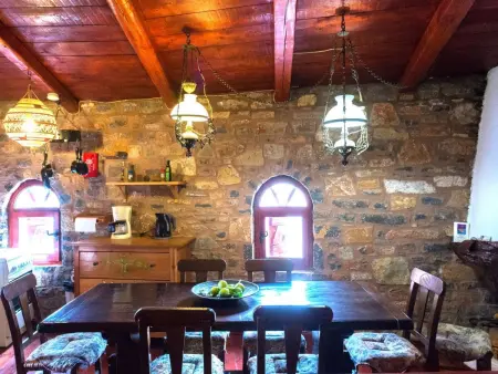 in Mavrikiano mit privatem Pool, Maison 6 personnes à Plaka - Photo 27