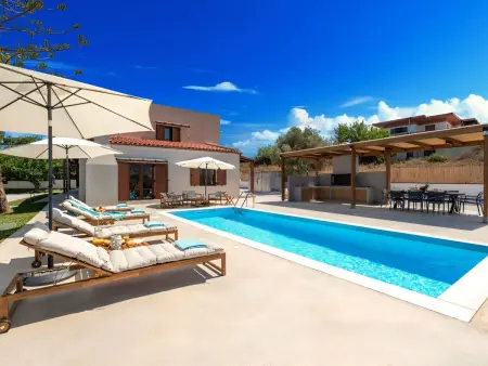 Vegghera Villa  mit Bergblick, Maison 8 personnes à Georgioupoli - Photo 3