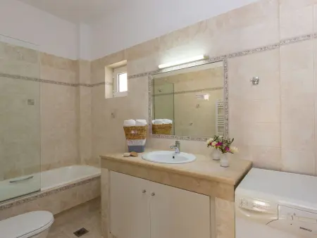 Familienvilla mit Pool und Tischtennisplatte, Maison 7 personnes à Adele - Photo 36