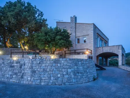 Villa aus Stein mit privatem Pool und BBQ-Bereich - Photo 36