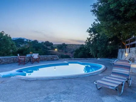 Villa aus Stein mit privatem Pool und BBQ-Bereich - Photo 37