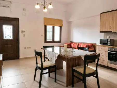 Familienvilla mit privatem Pool, Spielplatz und, Maison 13 personnes à Adele - Photo 3