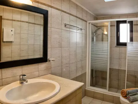 Familienvilla mit privatem Pool, Spielplatz und, Maison 13 personnes à Adele - Photo 24