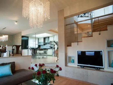 Villa mit Pool, Spielplatz, Pingpong und Grillplatz - Photo 6
