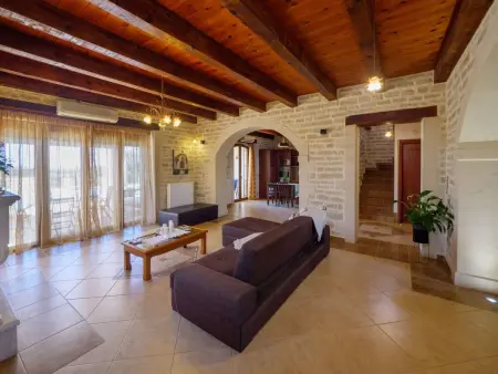 Familienfreundliche Villa mit Pool, BBQ, Kinderb - Photo 3