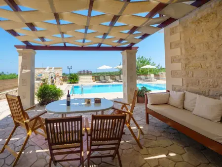 Familienfreundliche Villa mit Pool, BBQ, Kinderb - Photo 10