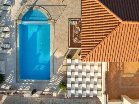 Familienfreundliche Villa mit Pool, BBQ, Kinderb - Photo 56