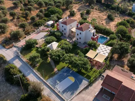 Neue Familienvillen mit 2 privaten Pools, Spielz - Photo 16