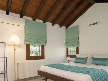 Neu renovierte Familienvilla mit privatem Pool B - Photo 27