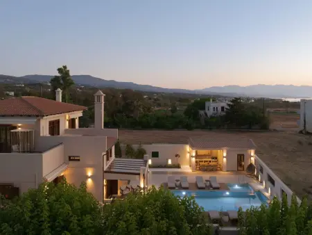 Neu renovierte Familienvilla mit privatem Pool B - Photo 45