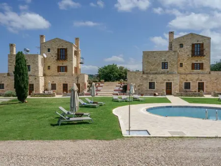 Villa  Arodamos  mit Garten, Grill und Terrasse, Maison 23 personnes à Adele - Photo 10