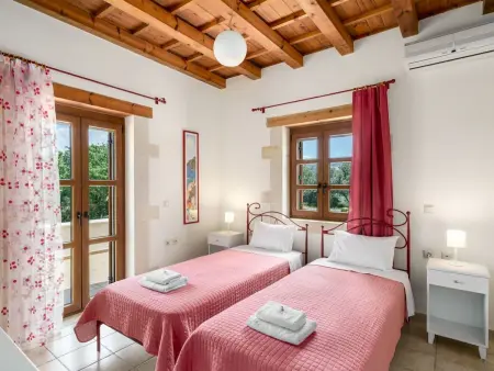 Villa  Arodamos  mit Garten, Grill und Terrasse, Maison 23 personnes à Adele - Photo 35