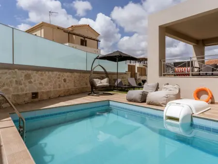 3-Schlafzimmer-Villa mit privatem Pool und Ladegerät für Elektroautos - Photo 2