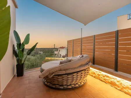 3-Schlafzimmer-Villa mit privatem Pool und Ladegerät für Elektroautos - Photo 19