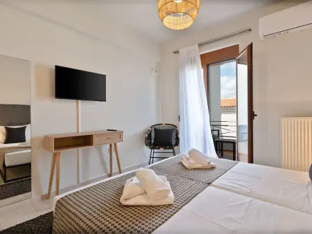 3-Schlafzimmer-Villa mit privatem Pool und Ladegerät für Elektroautos - Photo 44