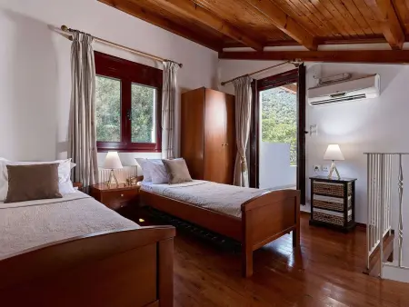 Dioni für 6 Personen und 1 Kind, Maison 6 personnes à Roumeli - Photo 5