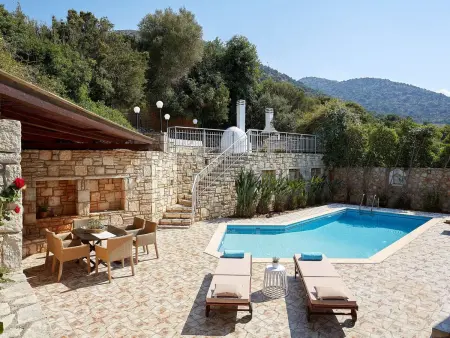 Dioni für 6 Personen und 1 Kind, Maison 6 personnes à Roumeli - Photo 8