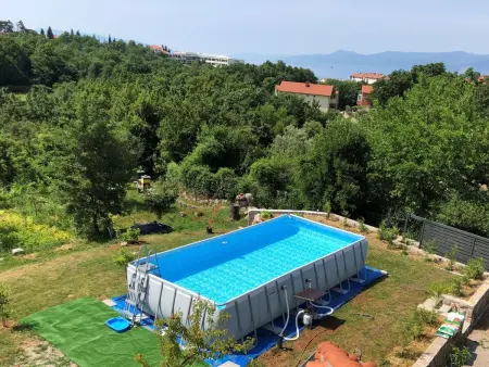mit Garten, Grill und Terrasse, Maison 8 personnes à Rijeka - Photo 4
