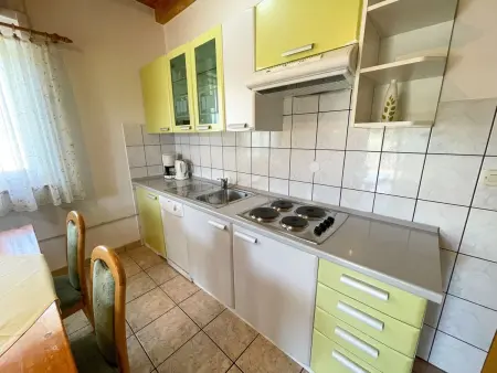 Wohnung in Jadranovo mit Grill, gemeinschaftlichem Pool und Terrasse - Photo 15