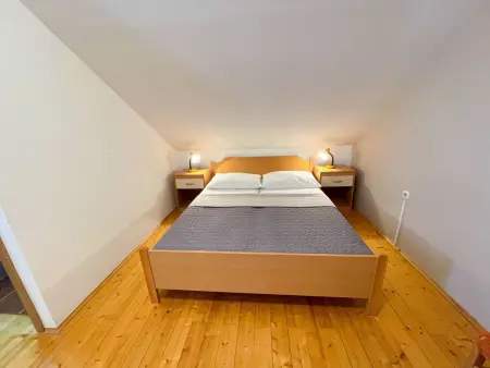 Wohnung in Jadranovo mit Grill, gemeinschaftlichem Pool und Terrasse - Photo 19