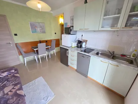 Appartement mit Balkon und Meerblick, Appartement 3 personnes à Novi Vinodolski - Photo 9