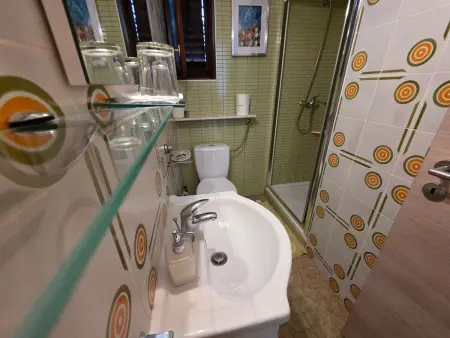 Appartement mit Balkon und Meerblick, Appartement 3 personnes à Novi Vinodolski - Photo 18