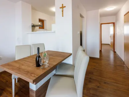 Kauric  mit Gemeinschaftspool, Appartement 2 personnes à Novi Vinodolski - Photo 7