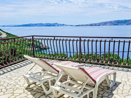 Gesamte Wohnung mit Terrasse und Meerblick, Appartement 6 personnes à Senj - Photo 6