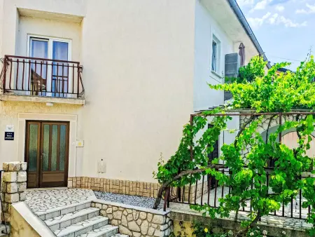 Gesamte Wohnung mit Terrasse und Meerblick, Appartement 6 personnes à Senj - Photo 13