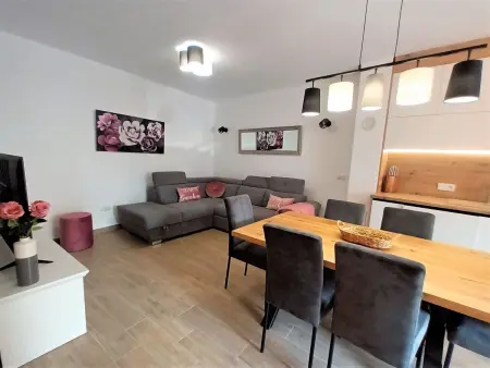 Jacuzzi Haus, Maison 6 personnes à Posedarje - Photo 1