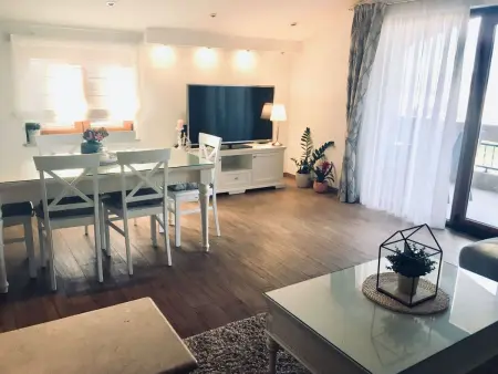 Angenehmes Haus in Posedarje mit großem Garten, Maison 12 personnes à Posedarje - Photo 8