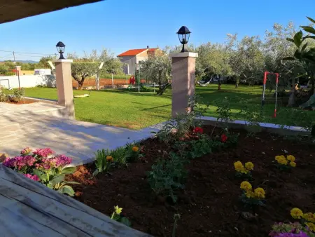 Angenehmes Haus in Posedarje mit großem Garten, Maison 12 personnes à Posedarje - Photo 26