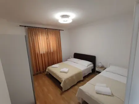 Angenehmes Haus in Posedarje mit großem Garten, Maison 12 personnes à Posedarje - Photo 45