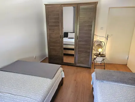 mit Blick auf das Wasser, Appartement 6 personnes à Sv. Filip i Jakov - Photo 10