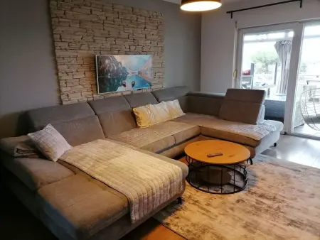 mit Blick auf das Wasser, Appartement 6 personnes à Sv. Filip i Jakov - Photo 40