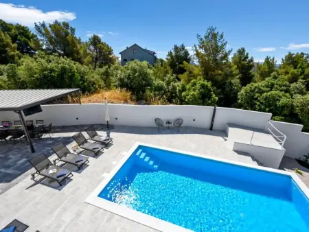 Villa Amaris für 11 Personen und 1 Kind, Maison 11 personnes à Brodarica - Photo 7