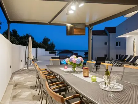 Villa Amaris für 11 Personen und 1 Kind, Maison 11 personnes à Brodarica - Photo 11