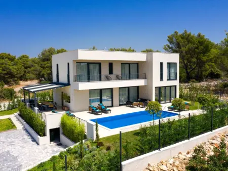 Villa Spuga, Maison 8 personnes à Brodarica - Photo 1