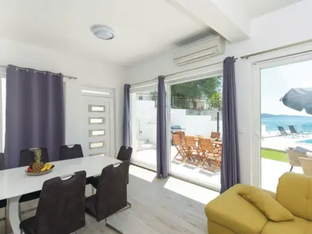 Villa Felicita für 12 Personen in Zaboric, Maison 12 personnes à Brodarica Žaborić - Photo 15